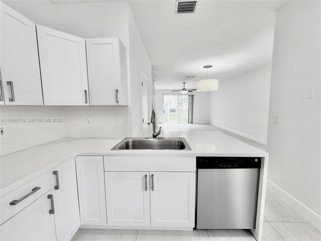 1861 Salerno Cir 1861, Weston, FL 33327