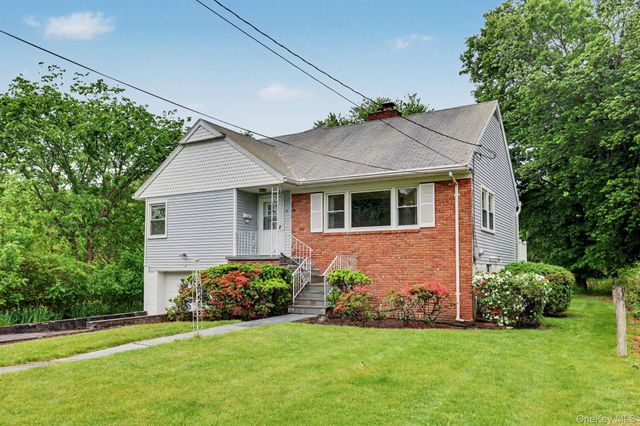 24 Bradford Avenue, Harrison, NY 10528