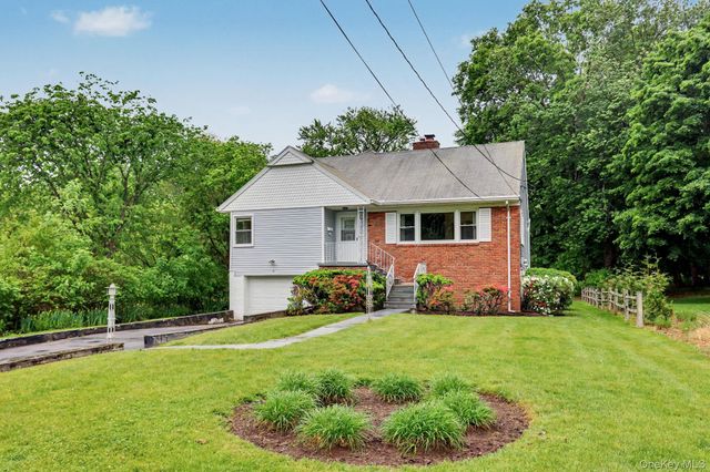 24 Bradford Avenue, Harrison, NY 10528