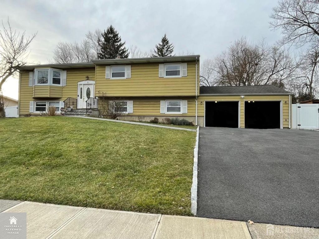 8 vauxhall Road, East Brunswick, NJ 08816