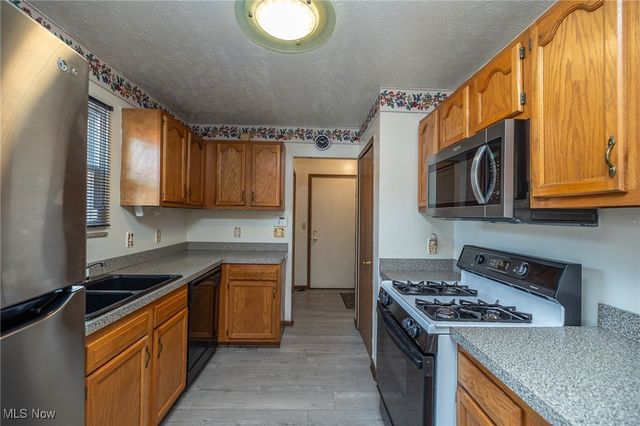 3755 Thurgood Avenue, Cleveland, OH 44115