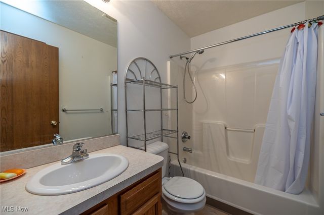 3755 Thurgood Avenue, Cleveland, OH 44115