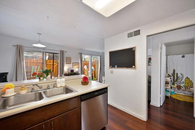 3225 De Ovan Ave, Stockton, CA 95204