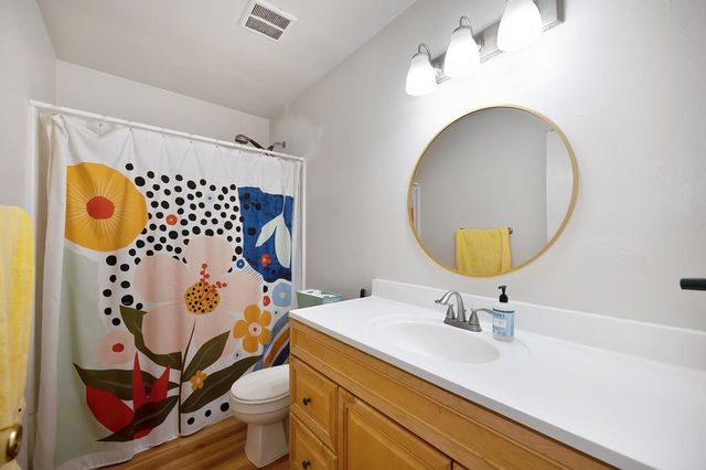 3225 De Ovan Ave, Stockton, CA 95204