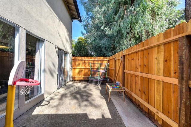 3225 De Ovan Ave, Stockton, CA 95204