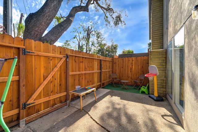 3225 De Ovan Ave, Stockton, CA 95204