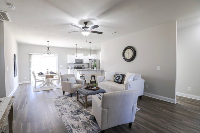 8096 Cozy Knoll, Graniteville, SC 29829