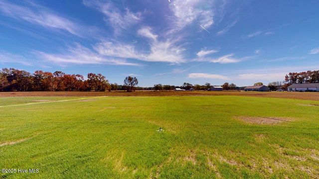 1399 Pinkney Road, Pikeville, NC 27863