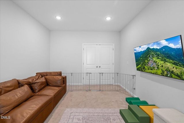 316 Silent Bend Drive, Holly Springs, NC 27540