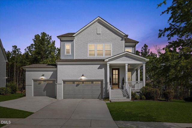 316 Silent Bend Drive, Holly Springs, NC 27540