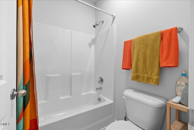 316 Silent Bend Drive, Holly Springs, NC 27540