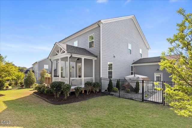 316 Silent Bend Drive, Holly Springs, NC 27540