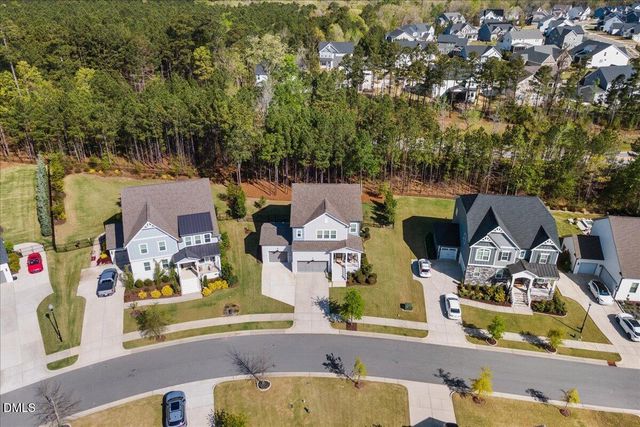 316 Silent Bend Drive, Holly Springs, NC 27540