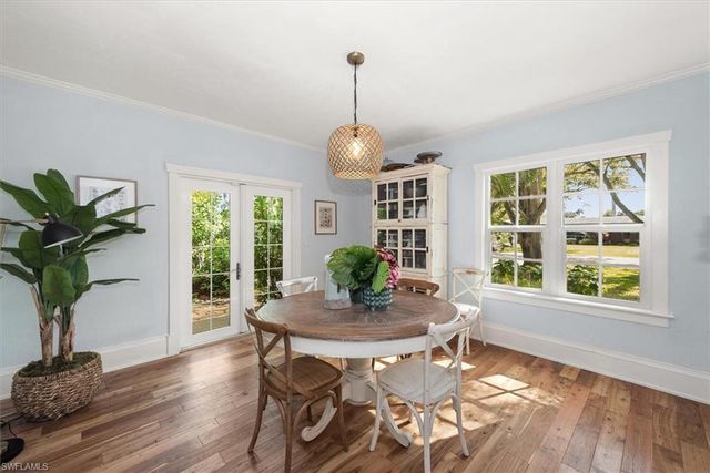 1229 Alhambra DR, Fort Myers, FL 33901