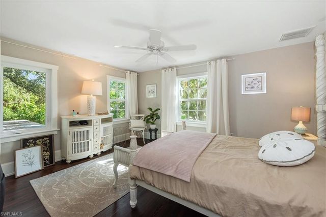 1229 Alhambra DR, Fort Myers, FL 33901