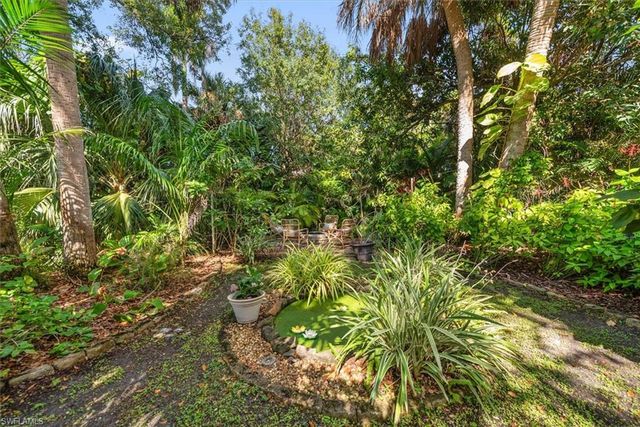 1229 Alhambra DR, Fort Myers, FL 33901