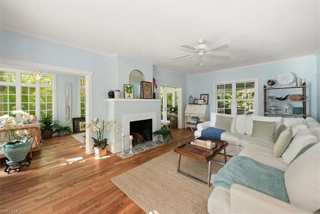 1229 Alhambra DR, Fort Myers, FL 33901