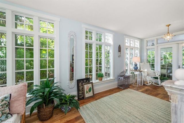 1229 Alhambra DR, Fort Myers, FL 33901