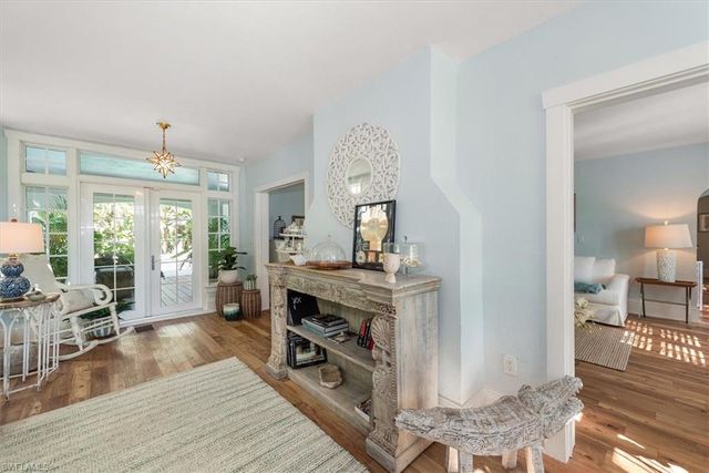 1229 Alhambra DR, Fort Myers, FL 33901