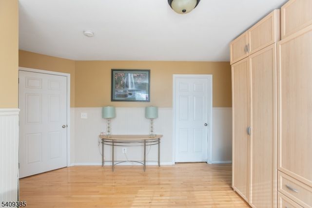 112 Wallace Ct, Green Brook Twp., NJ 08812