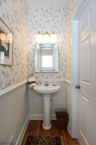 112 Wallace Ct, Green Brook Twp., NJ 08812