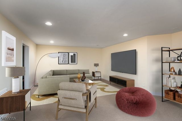 112 Wallace Ct, Green Brook Twp., NJ 08812