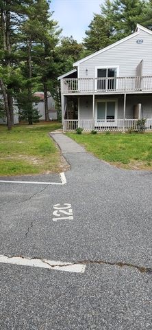 70 Cape Dr 12C, Mashpee, MA 02649