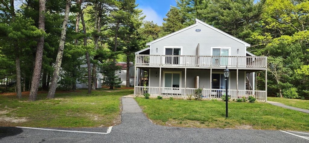 70 Cape Dr 12C, Mashpee, MA 02649