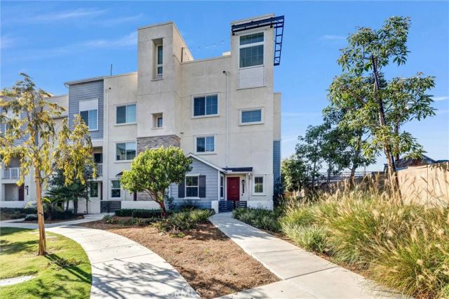 575 S Mosaic, Anaheim, CA 92805