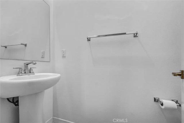 575 S Mosaic, Anaheim, CA 92805