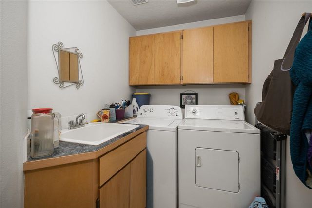 1607 E Wildflower Ln, Spokane, WA 99224