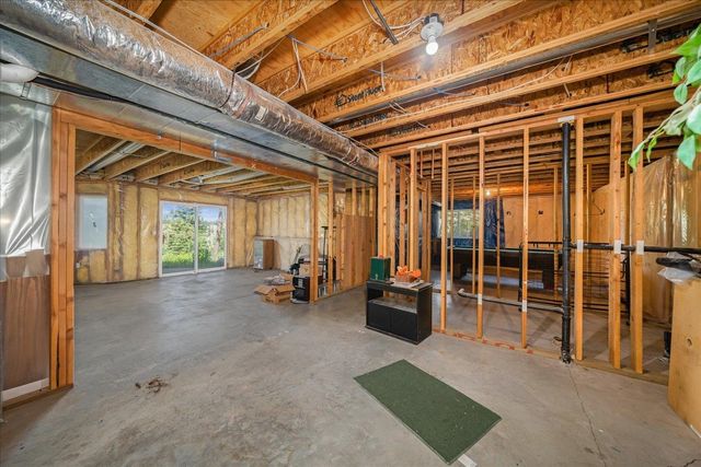 1607 E Wildflower Ln, Spokane, WA 99224