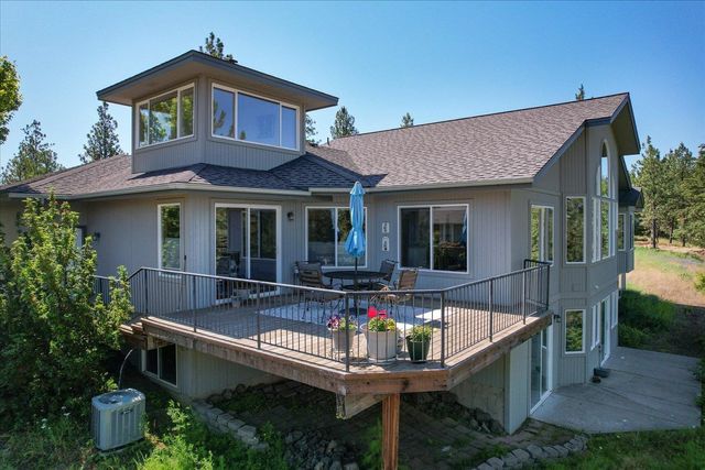 1607 E Wildflower Ln, Spokane, WA 99224