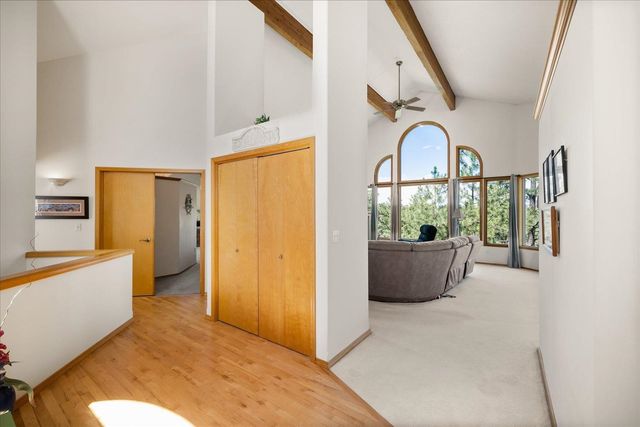 1607 E Wildflower Ln, Spokane, WA 99224
