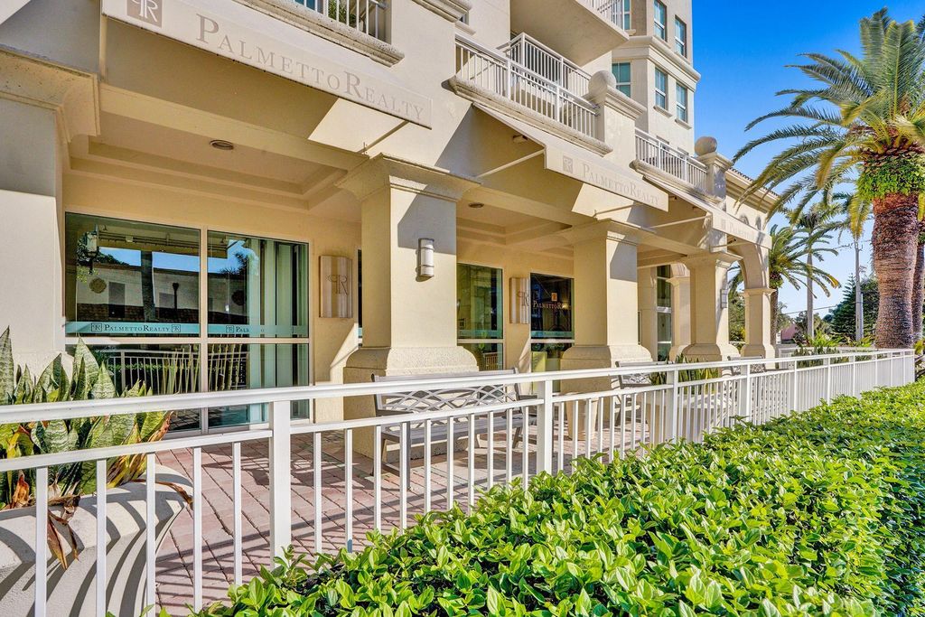 Image 49 of property listing at 99 SE Mizner Boulevard 802, Boca Raton, FL 33432