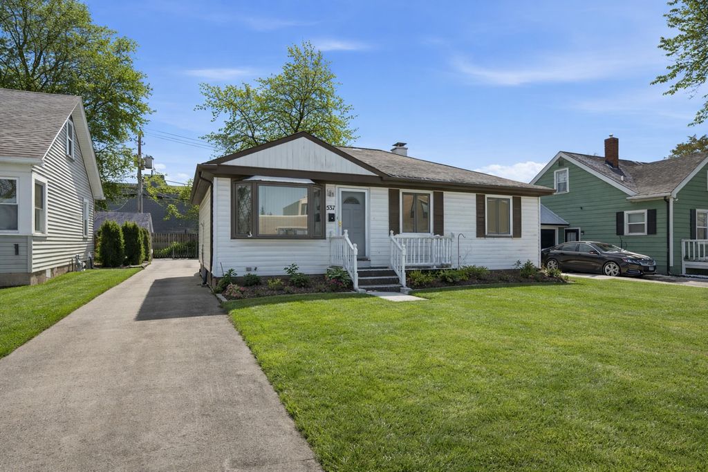 537 E 161st Place, South Holland, IL 60473