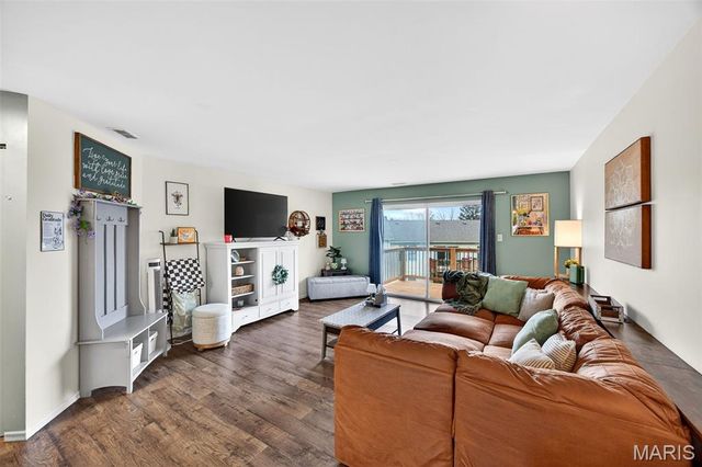 74 Sugar Glen Court, St Peters, MO 63376