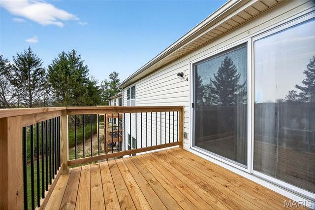 74 Sugar Glen Court, St Peters, MO 63376