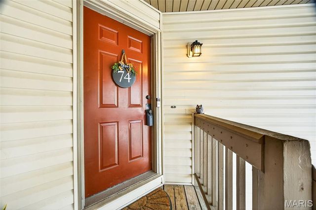 74 Sugar Glen Court, St Peters, MO 63376