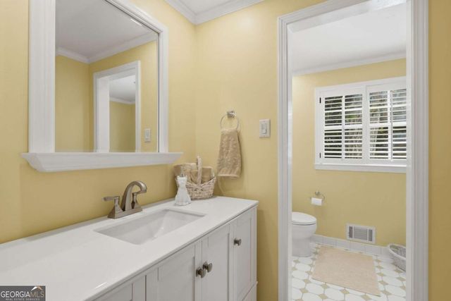 2360 Honeysuckle Lane SE, Smyrna, GA 30080