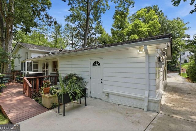 2360 Honeysuckle Lane SE, Smyrna, GA 30080