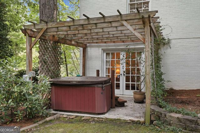 2360 Honeysuckle Lane SE, Smyrna, GA 30080