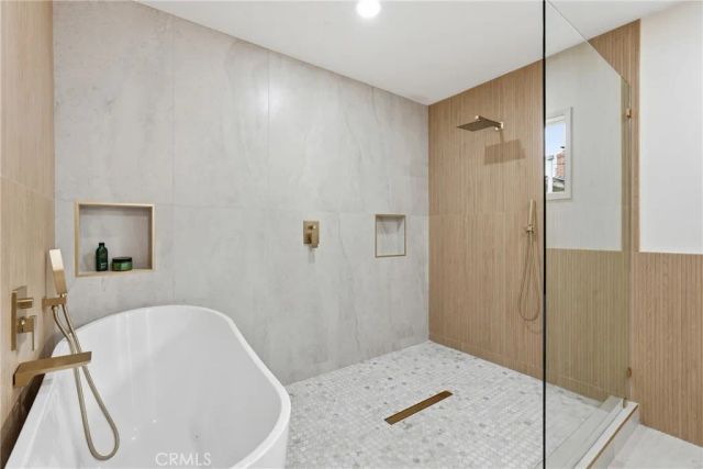 3308 Faust, Long Beach, CA 90808