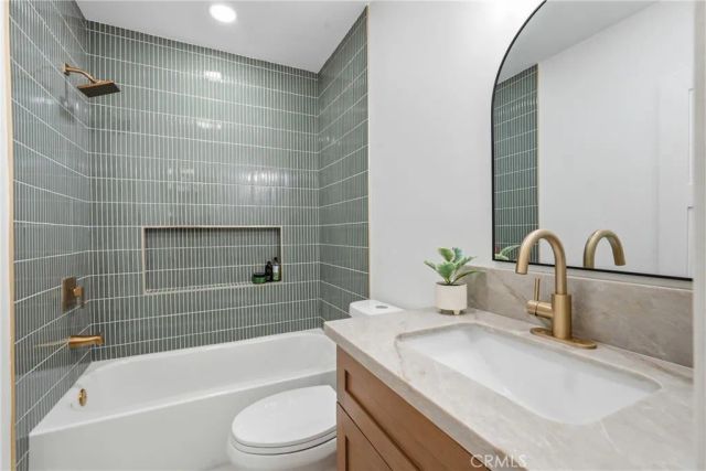 3308 Faust, Long Beach, CA 90808