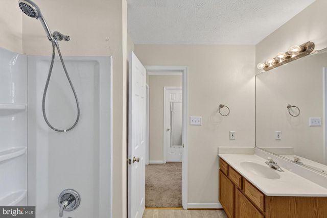 245 BAER OAK DR, Maurertown, VA 22644