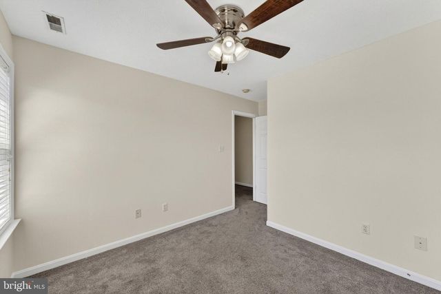245 BAER OAK DR, Maurertown, VA 22644
