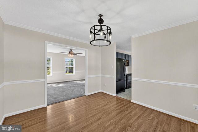 245 BAER OAK DR, Maurertown, VA 22644