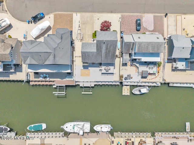 44 George Drive, Beach Haven West, NJ 08050
