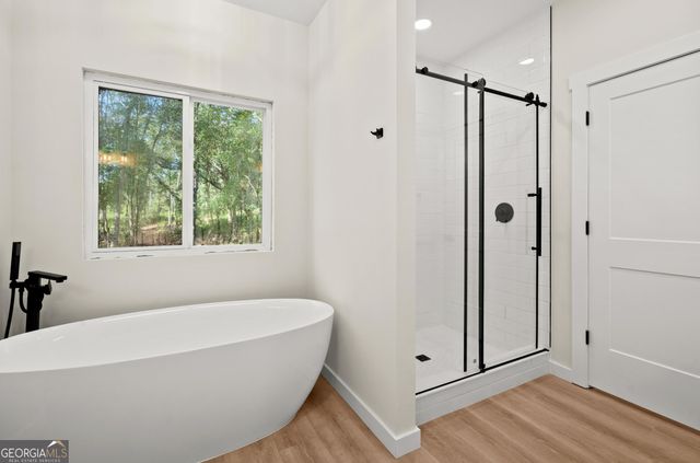 998 folds Road, Carrollton, GA 30116