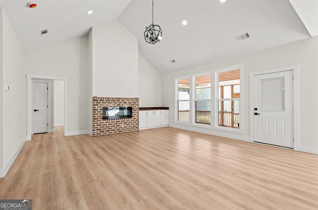 998 folds Road, Carrollton, GA 30116